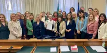 Commissione femminicidio approva relazione sulla violenza economica di genere