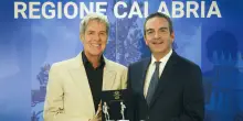 La Regione Calabria premia Baglioni, 'questa terra pu&ograve; volare'