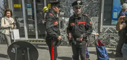 Rapina in banca, la caccia alla banda del buco passa per il sottosuolo