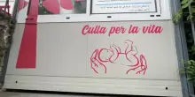 Neonato lasciato nella "Culla per la vita" a Bergamo, sta bene