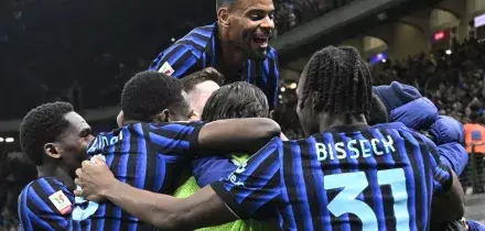 L'Inter batte 3-2 il Como in rimonta e vola in finale FOTO