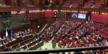 Dl sicurezza, prima del voto opposizioni in aula intonano "Bella Ciao"