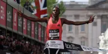 Sawe vince la maratona di Londra sotto il muro delle 2 ore