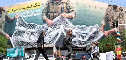Trump sospende l'attacco all'Iran, 'colloqui seri ma sono pronto a colpire'