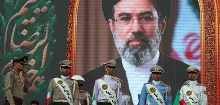 Trump: 'L'Iran vuole un accordo ma non sono soddisfatto'. Poi: 'Non sono contento dell'Italia e della Spagna'