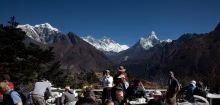 Media, 'guide avvelenavano alpinisti sull'Everest per truffare assicurazioni'