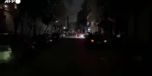 Lo shock energetico per la guerra in Iran oscura le notti del Cairo, chiusure anticipate per contenere le bollette
