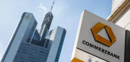 Commerz respinge l'offerta di Unicredit, 'piano con rischi considerevoli'