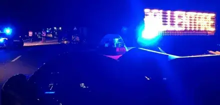 Scende dalla macchina in panne, 43enne travolto e ucciso da un'auto