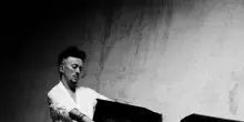 Arte, IA e pianoforte, Dardust reinventa Venezia alla Biennale 2026