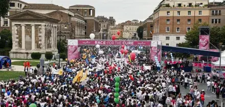 A Roma Race for the cure, in 200mila per la lotta al tumore del seno