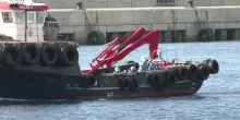Hantavirus, lo sbarco dei primi passeggeri dalla nave MV Hondius