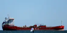 Wsj, l'accordo Iran-Usa consente a Teheran di vendere subito petrolio