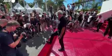 Fervono i preparativi per il 79esimo Festival di Cannes, srotolato il tappeto rosso