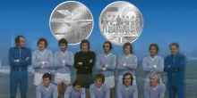 La Lazio dona una medaglia al presidente Mattarella