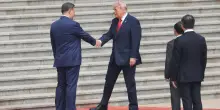 Trump invita Xi alla Casa Bianca a settembre, 'colloqui estremamente positivi'