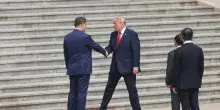 Trump arriva a Zhongnanhai per l'ultima giornata di incontri con Xi