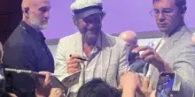 Jovanotti, la poesia &egrave; una medicina, mi svolta la giornata