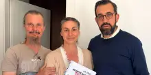 Famiglia nel bosco, Pro Vita incontra i genitori e consegna 81mila firme