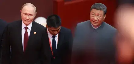 Putin, 'alleanza Russia-Cina non contro qualcuno, lavoriamo per la pace'