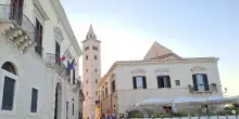 Aggressione su bus a Trani, coinvolti autista e un minorenne, indaga polizia