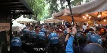 Contestazioni e scontri alla commemorazione di Grilz a Trieste