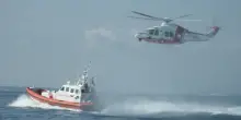 Si ribalta barcone con migranti, recuperati 10 cadaveri