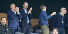Calcio: Principe William in spogliatoio Aston Villa, McGinn 'venga a bere con noi..'