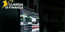 Deteneva 500mila file pedopornografici, arrestato e oscurato canale social