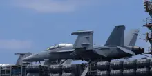 Gli Usa hanno schierato la portaerei Nimitz nei Caraibi