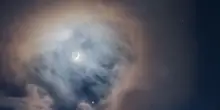 La corona lunare e Giove sulle Dolomiti