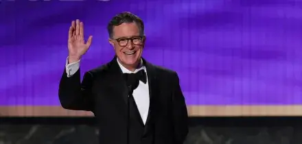 Stephen Colbert e Paul McCartney spengono le luci del Late Show