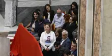 I familiari delle vittime della Terra dei fuochi al Papa, 'lui la nostra speranza'