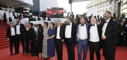 Premio alla migliore sceneggiatura per Notre Salut (Un uomo del suo tempo) a Cannes