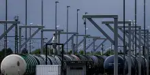 Il petrolio &egrave; in calo, Wti a 90,93 dollari
