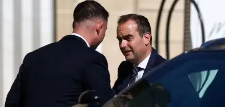 Parigi, '7 decessi legati al caldo record'