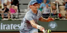 Roland Garros: Sinner domina Tabur, l'esordio &eacute; in discesa