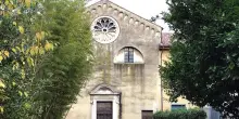 Mor&igrave; a 7 anni travolta da acquasantiera, assolti in appello sacerdote e docente