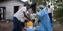 Ebola, in Italia obbligo dichiarazione per chi proviene da Congo e Uganda
