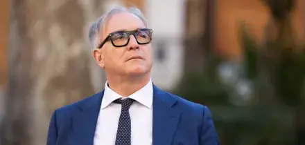 La Stampa cambia propriet&agrave;, la Sae completa l'acquisto