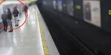 Rapine sui mezzi pubblici a Milano, arrestati quattro giovani