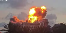 Pesanti raid aerei israeliani su Tiro in Libano, ci sono vittime