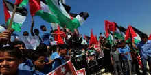 I due attivisti della Flotilla ancora in Libia, la visita del console