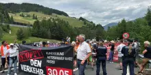 Blocco del Brennero, i manifestanti 'occupano' l'autostrada