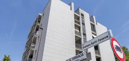 Donna morta in casa a Ferrara, arrestato il marito. Colpita con diverse coltellate