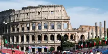 Giro: Vingegaard vacanza romana con triplete, 'ora resto qui poi il Tour'