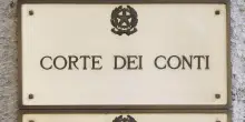 Corte dei conti, oggetti lusso e viaggi pagati con fondi per migranti