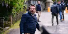 Profanazione della tomba di Pamela Genini, perquisite fino a tarda notte le case di Dolci e dei genitori