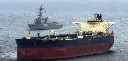 Gli Usa colpiscono due petroliere iraniane, l'ira di Teheran