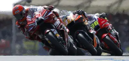 MotoGp: Ungheria; Marc Marquez vince la gara sprint, terza l'Aprilia di Bezzecchi